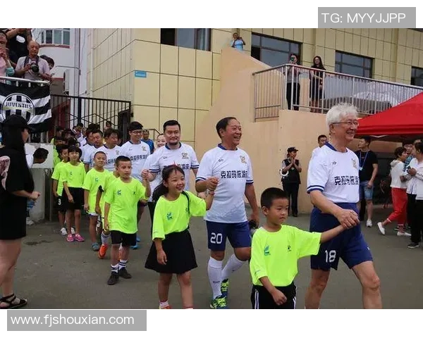 足球明星慈善赛在中国盛大举行助力贫困儿童健康成长与梦想实现 足球明星慈善赛在中国盛大举行助力贫困儿童健康成长与梦想实现